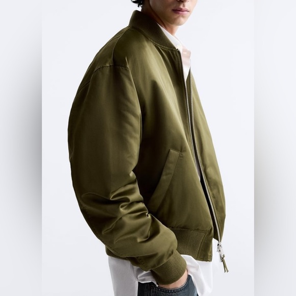 Zara Men’s Lightly Padded Bomber Jacket - Size L - Picture 4 of 12